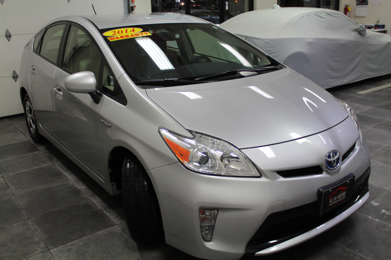 Toyota Prius 5dr HB Four (Natl) 2014