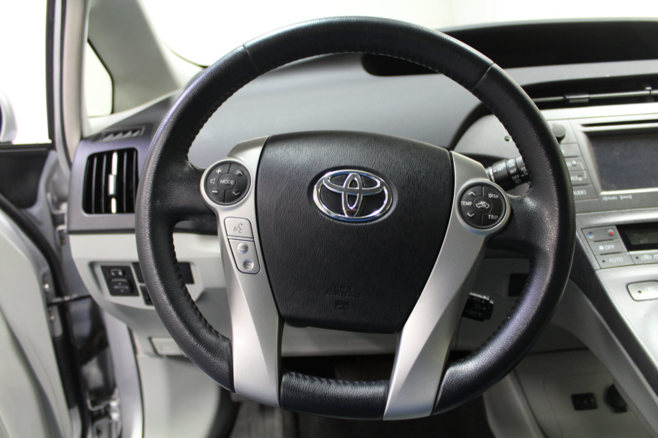 Toyota Prius 5dr HB Four (Natl) 2014