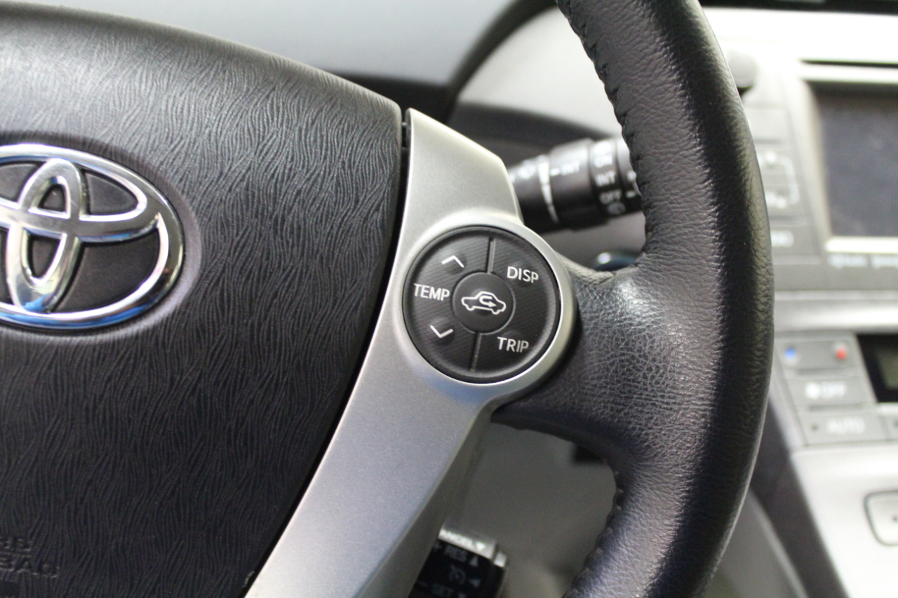 Toyota Prius 5dr HB Four (Natl) 2014