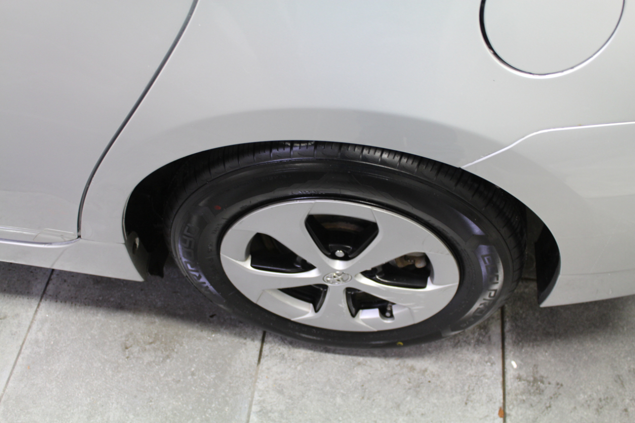 Toyota Prius 5dr HB Four (Natl) 2014