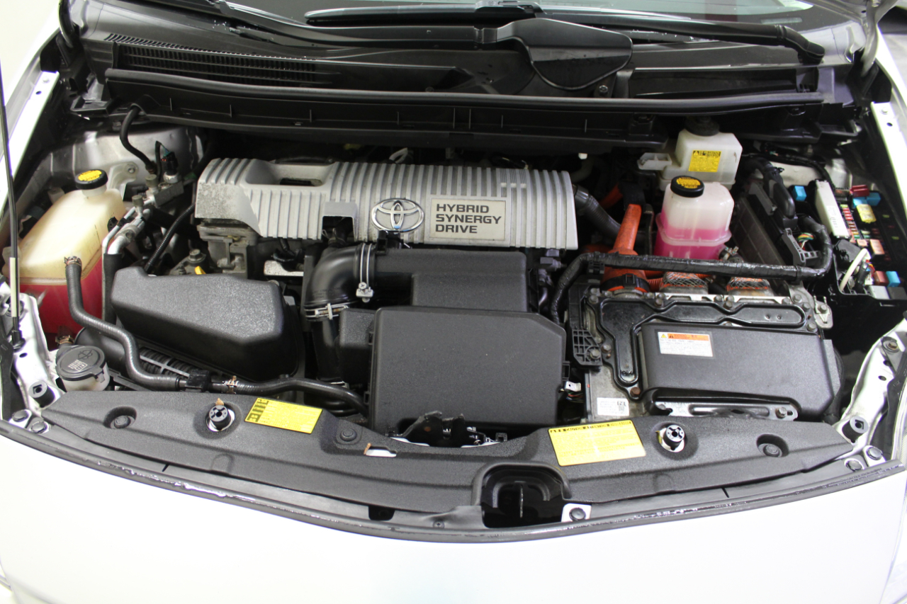 Toyota Prius 5dr HB Four (Natl) 2014