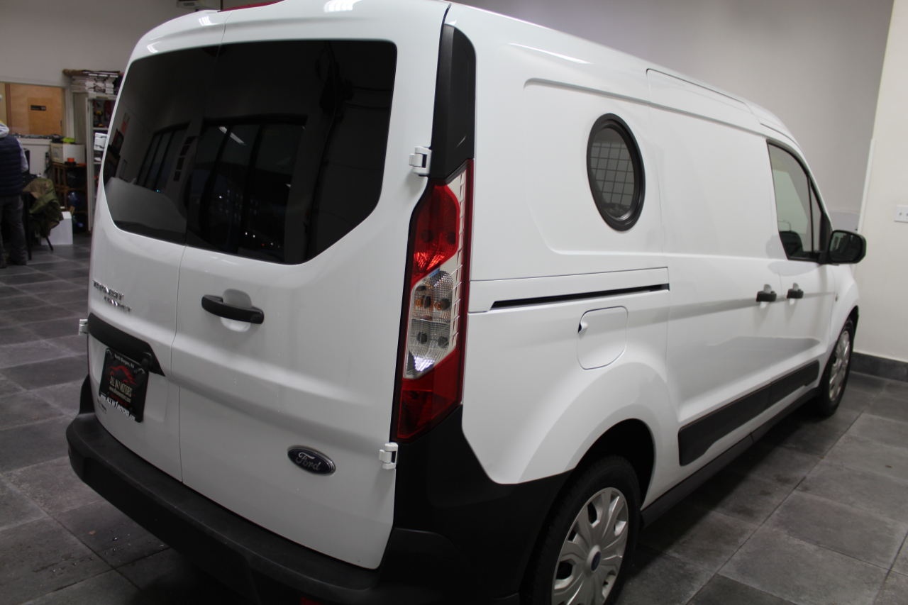 Ford Transit Connect Van XL LWB w/Rear Symmetrical Doors 2022