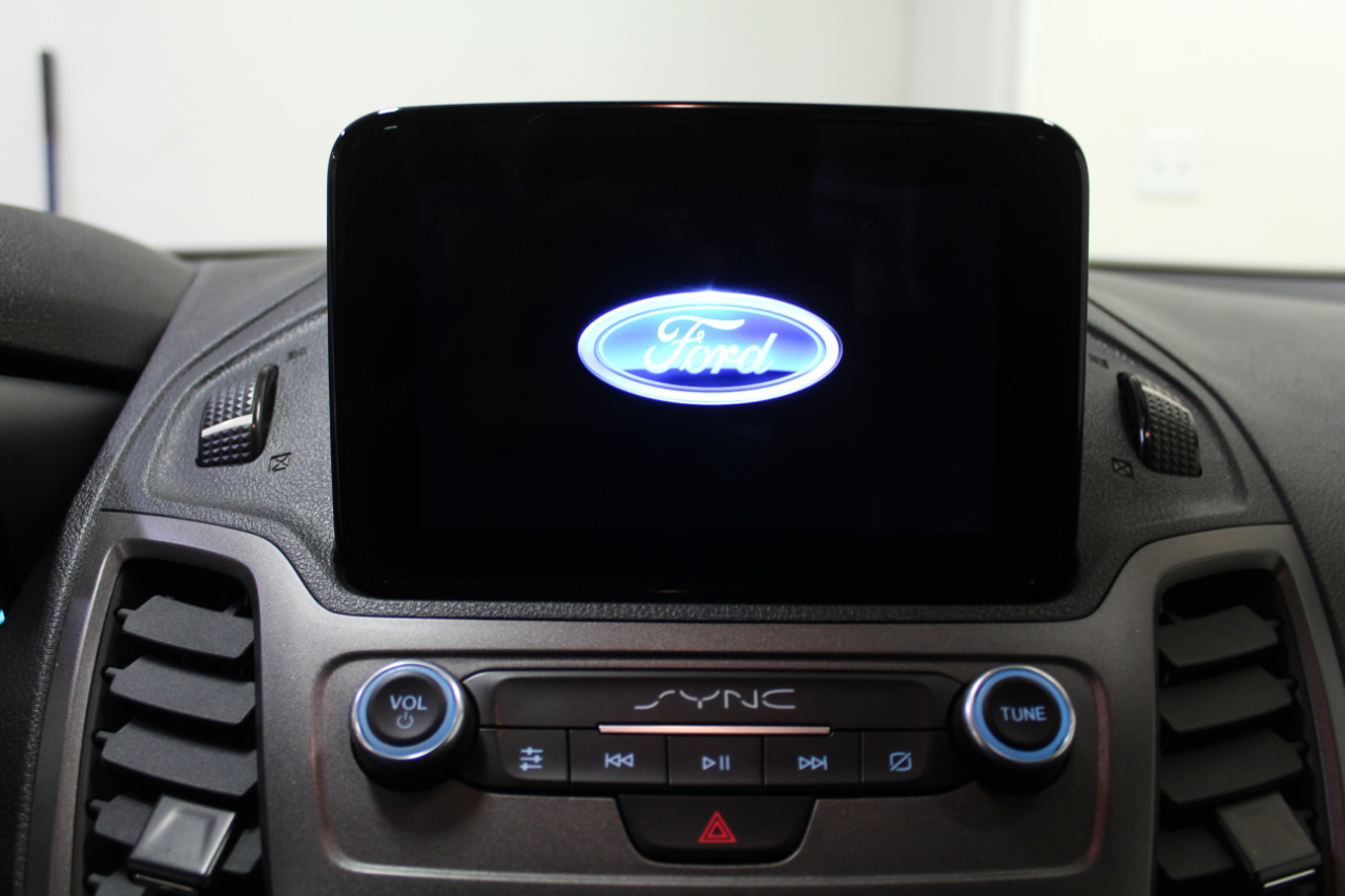 Ford Transit Connect Van XL LWB w/Rear Symmetrical Doors 2022