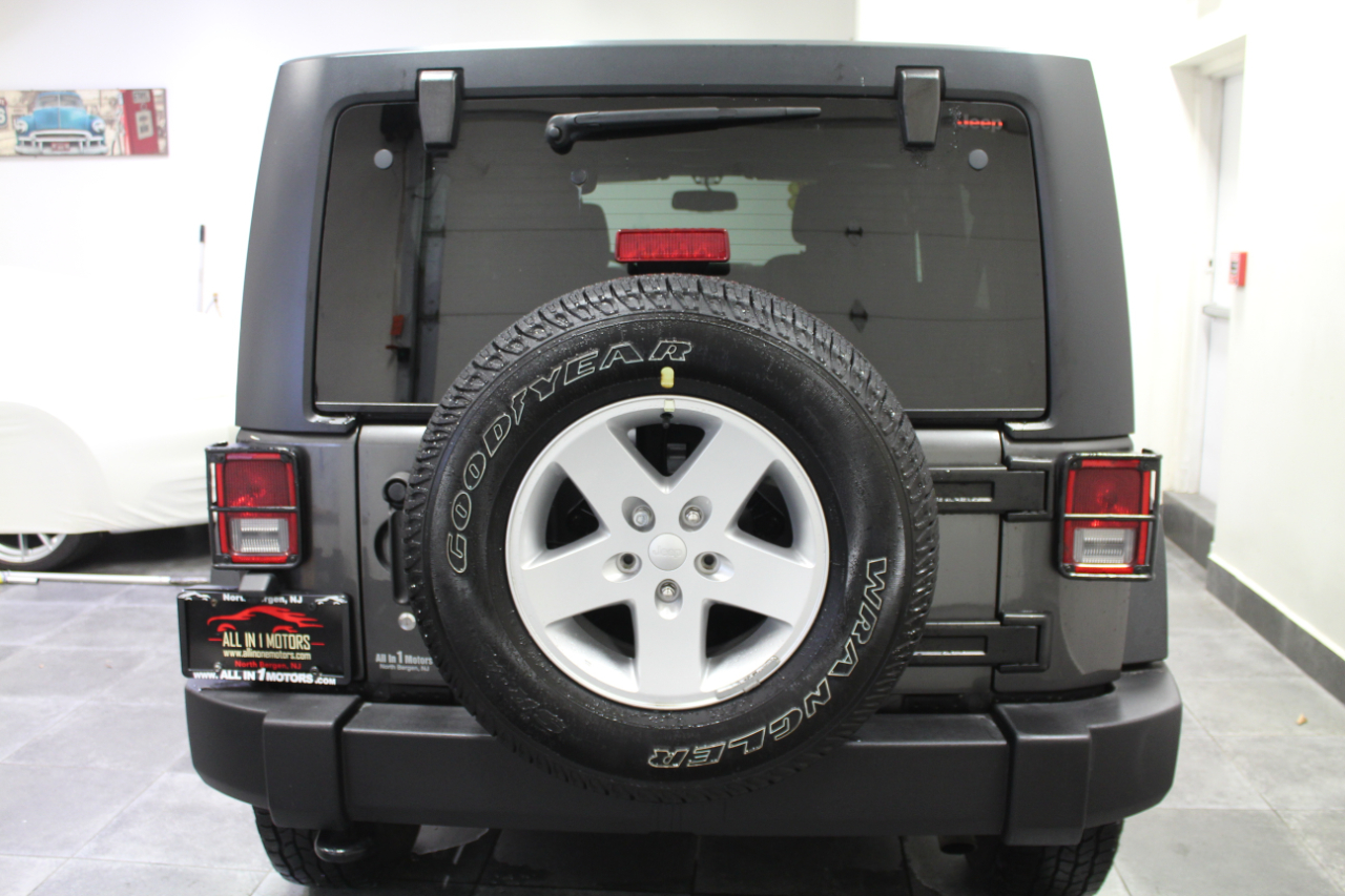 Jeep Wrangler Unlimited Sport 4x4 2017