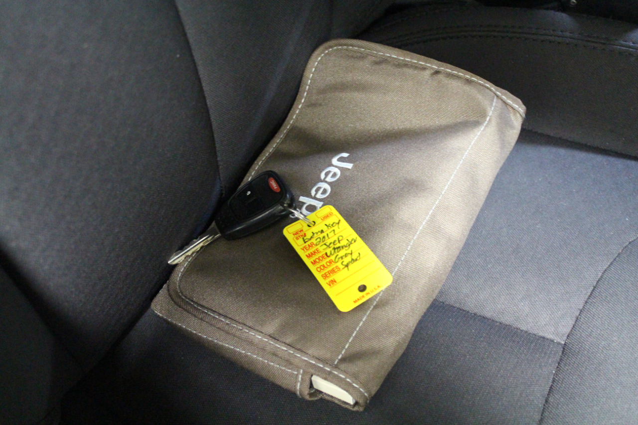 Jeep Wrangler Unlimited Sport 4x4 2017