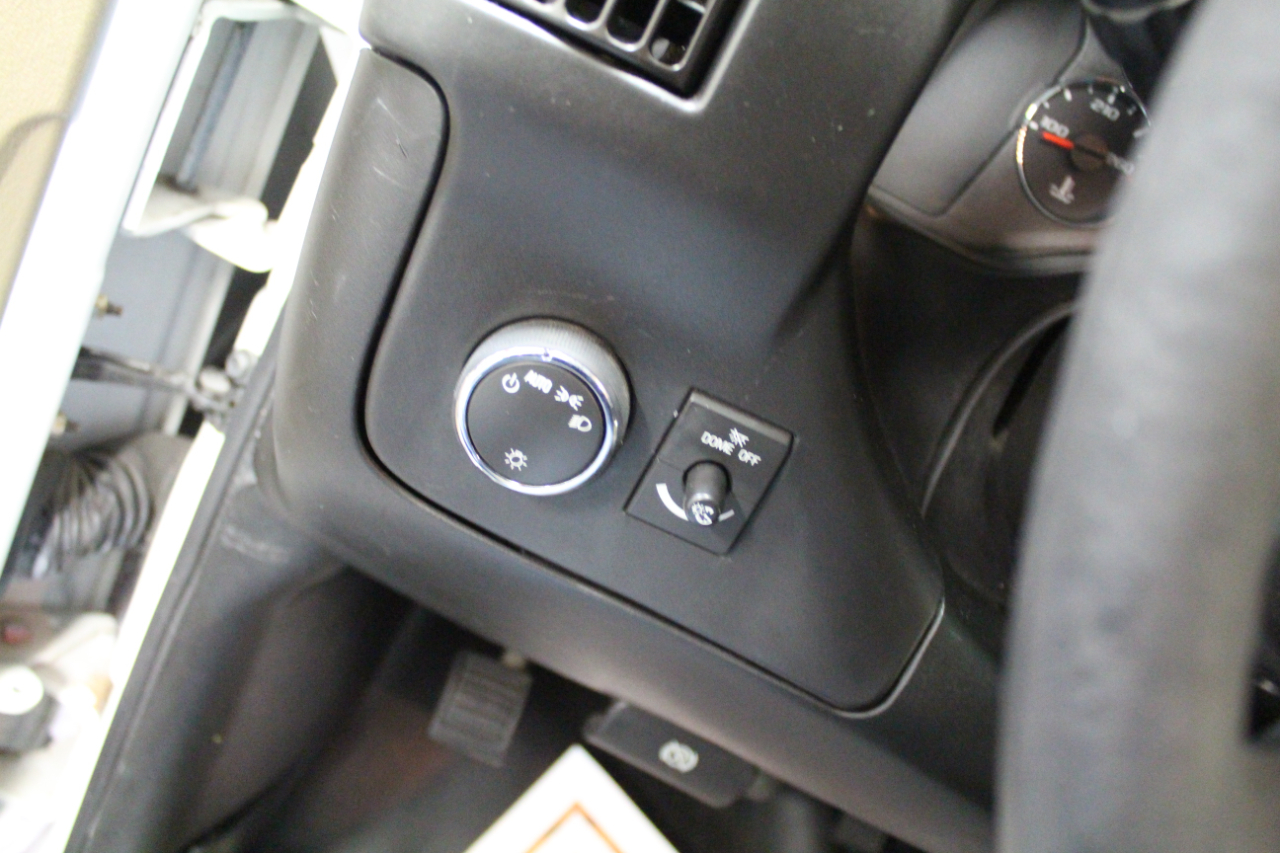 Chevrolet Express Cargo Van RWD 2500 135" 2017