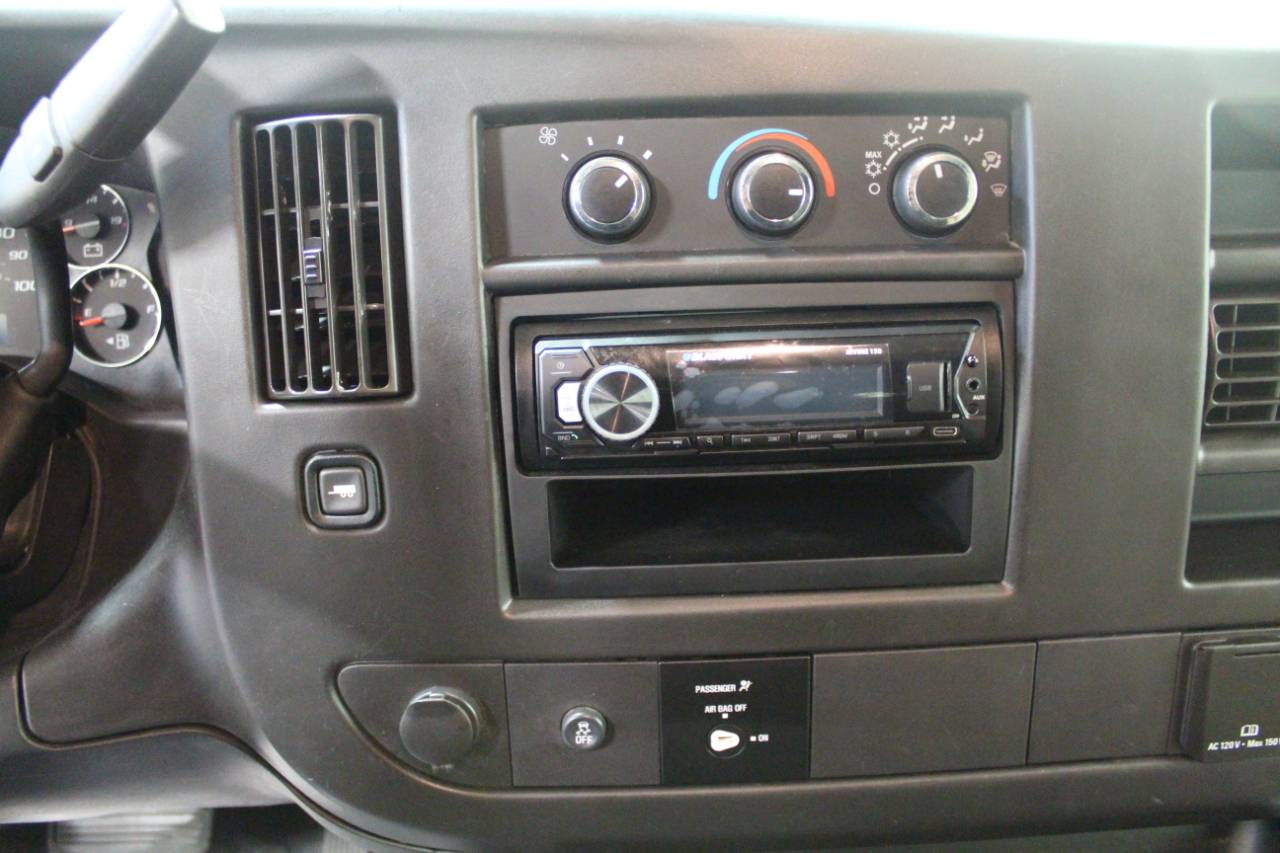 Chevrolet Express Cargo Van RWD 2500 135" 2017