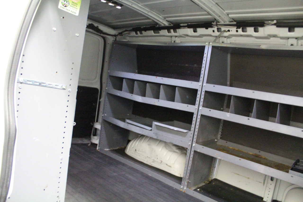 Chevrolet Express Cargo Van RWD 2500 135" 2017