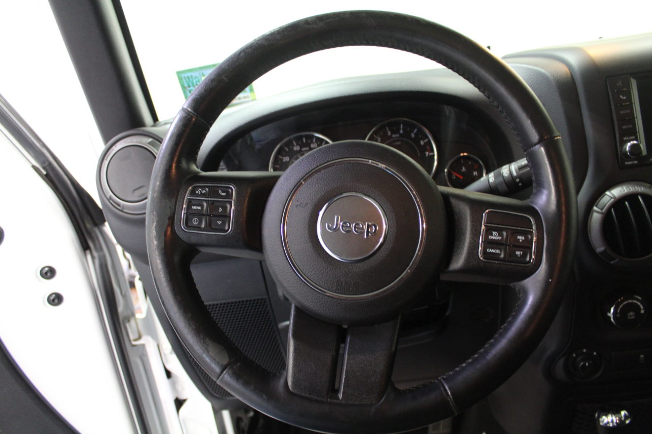 Jeep Wrangler Unlimited 4WD 4dr Sport 2016