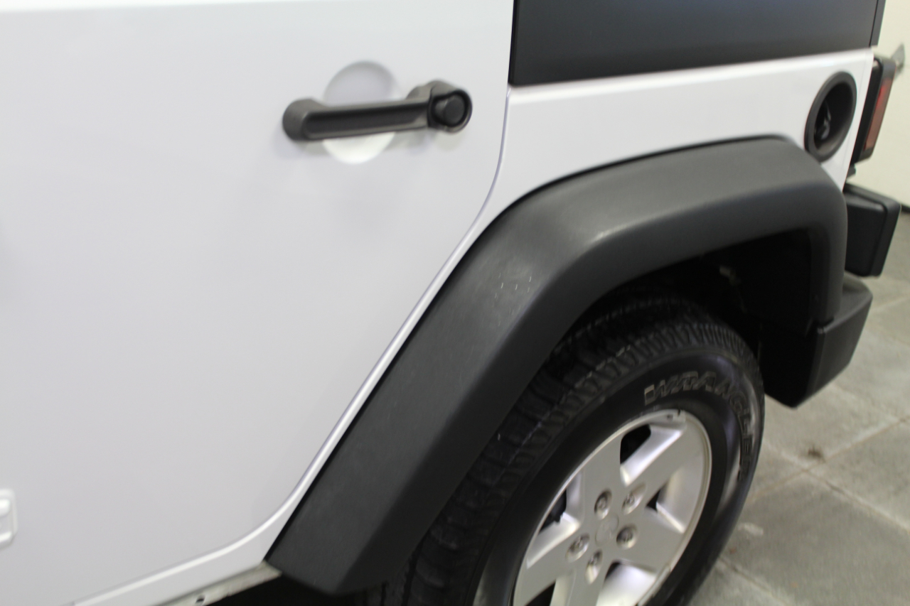 Jeep Wrangler Unlimited 4WD 4dr Sport 2016