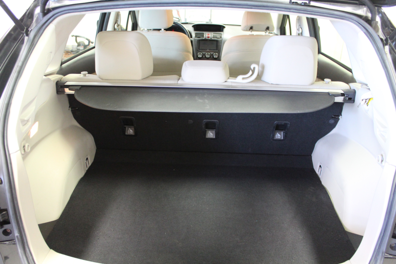 Subaru Impreza Wagon 5dr Auto 2.0i Sport Premium 2014