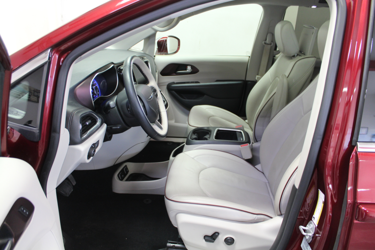 Chrysler Pacifica Limited FWD 2017