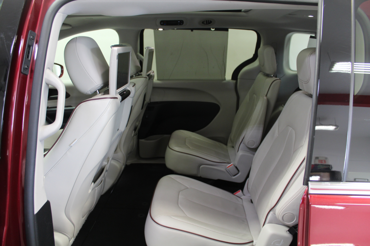 Chrysler Pacifica Limited FWD 2017