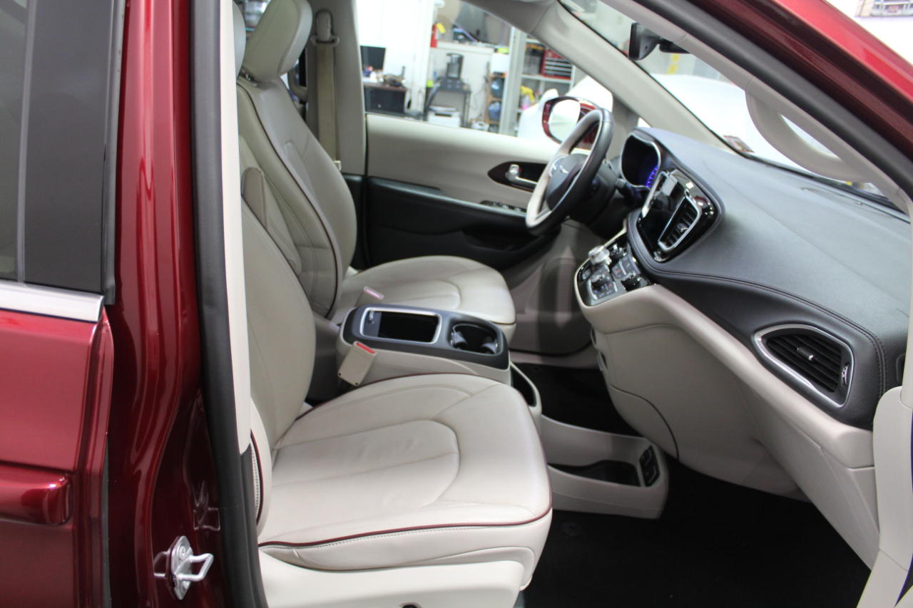 Chrysler Pacifica Limited FWD 2017