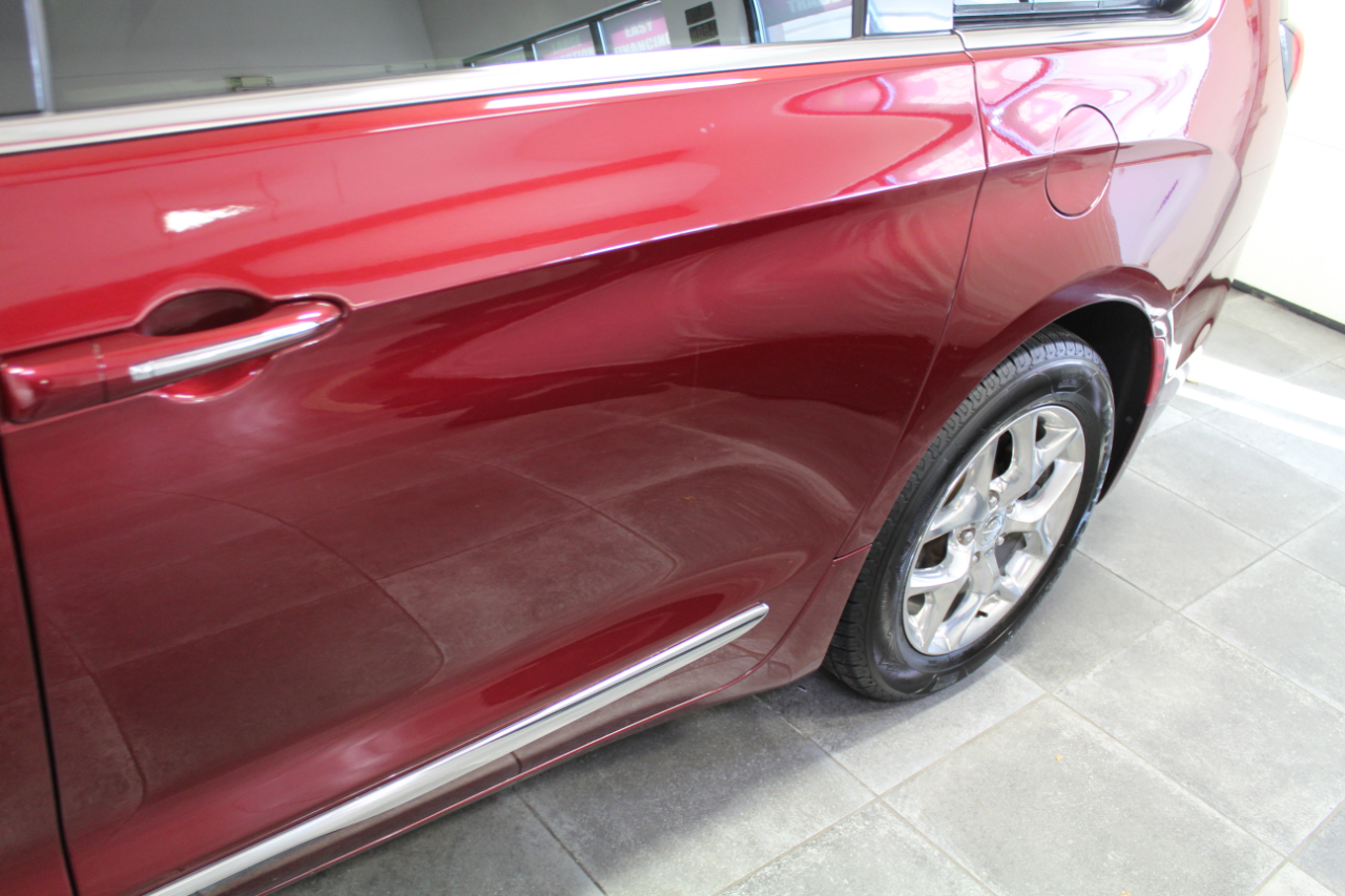 Chrysler Pacifica Limited FWD 2017