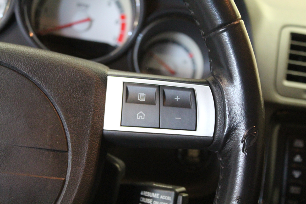 Dodge Challenger 2dr Cpe R/T Classic 2010