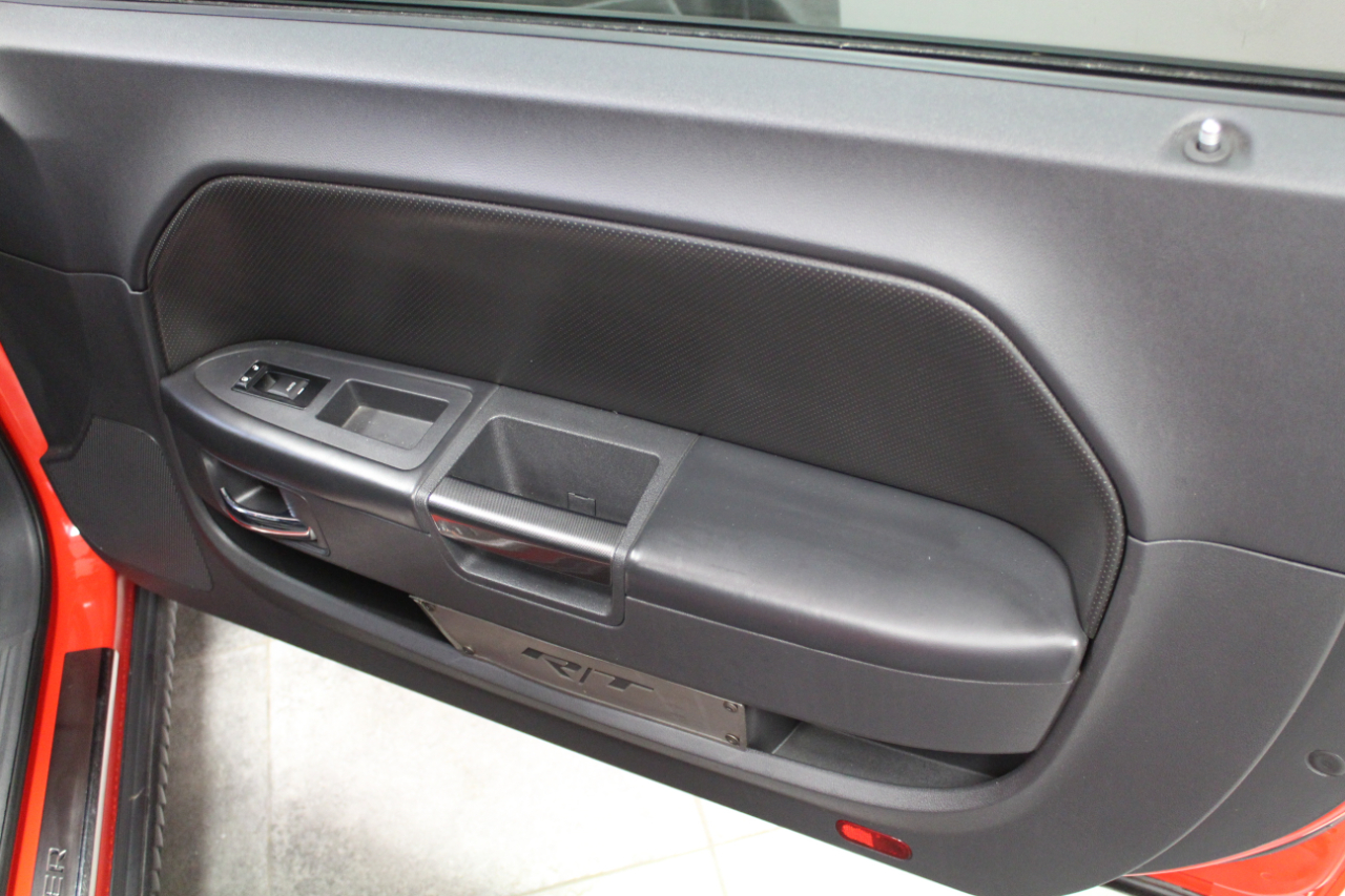 Dodge Challenger 2dr Cpe R/T Classic 2010