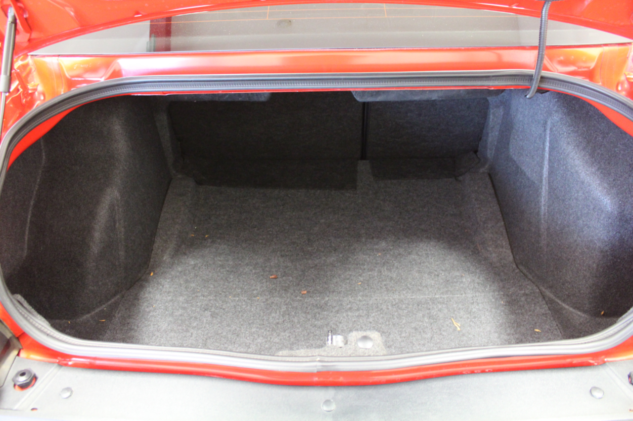 Dodge Challenger 2dr Cpe R/T Classic 2010