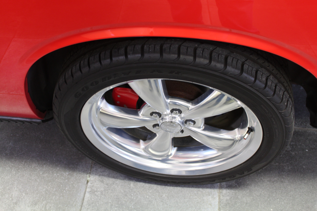 Dodge Challenger 2dr Cpe R/T Classic 2010