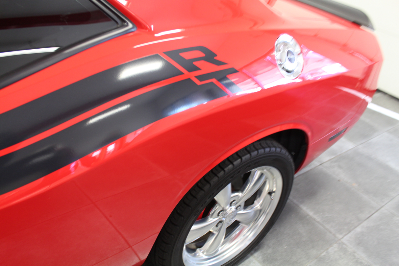 Dodge Challenger 2dr Cpe R/T Classic 2010