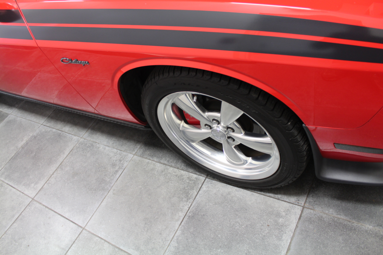 Dodge Challenger 2dr Cpe R/T Classic 2010