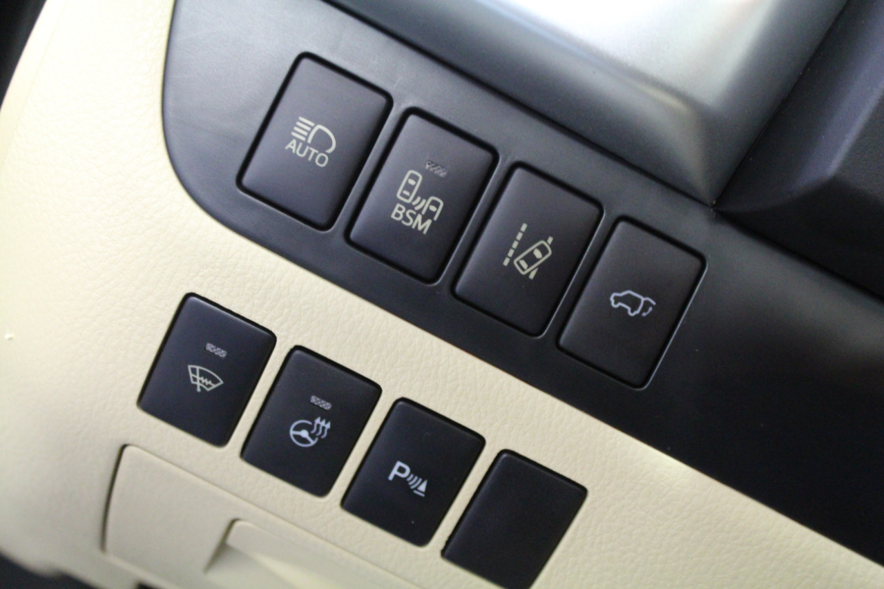 Toyota Highlander Hybrid AWD 4dr Limited Platinum (Natl) 2014