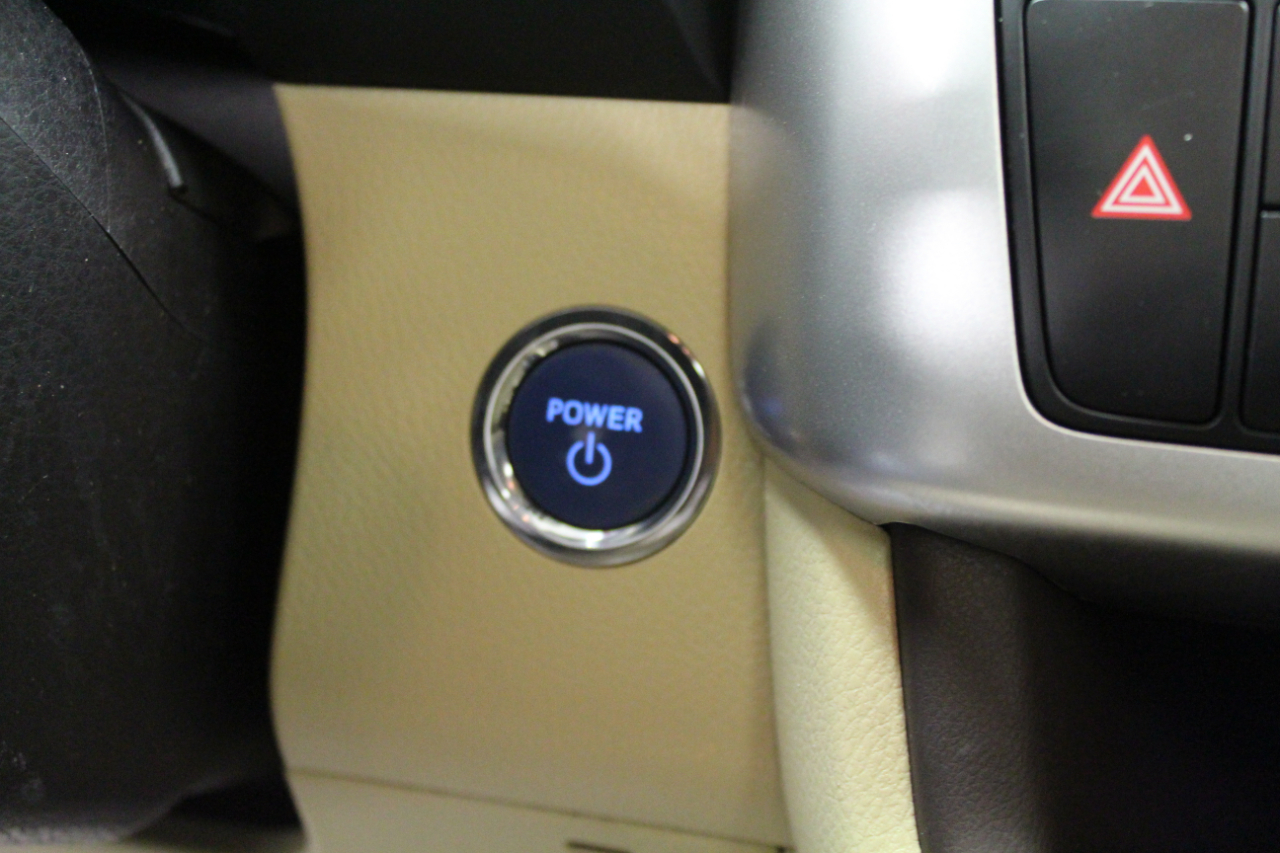 Toyota Highlander Hybrid AWD 4dr Limited Platinum (Natl) 2014