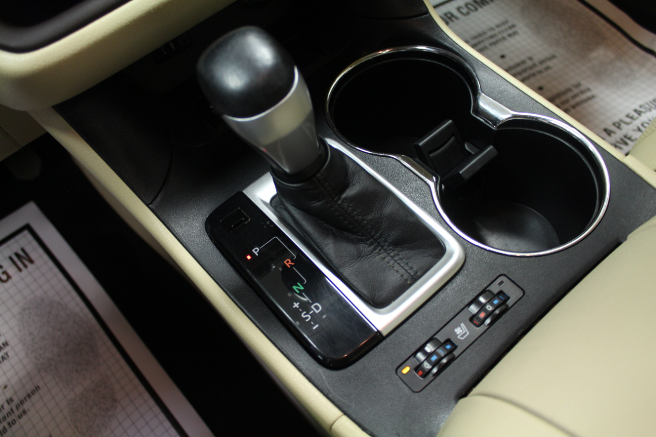 Toyota Highlander Hybrid AWD 4dr Limited Platinum (Natl) 2014