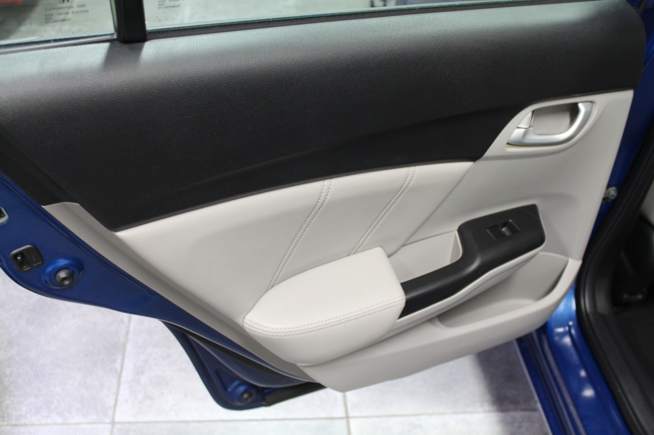 Honda Civic Sedan 4dr CVT EX-L 2015