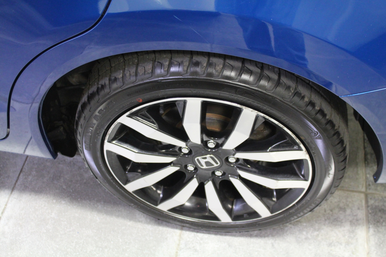 Honda Civic Sedan 4dr CVT EX-L 2015