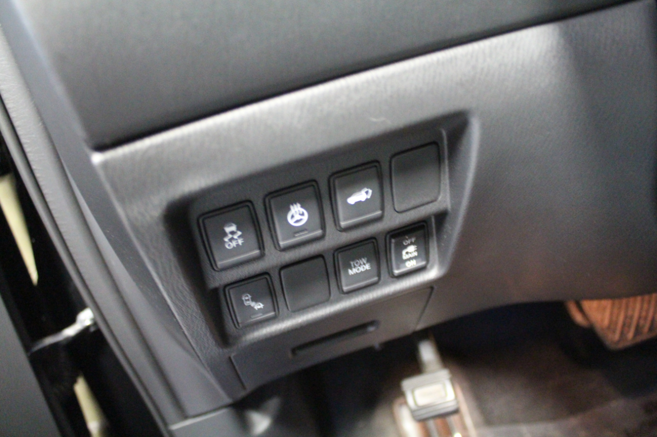 Nissan Pathfinder  2019