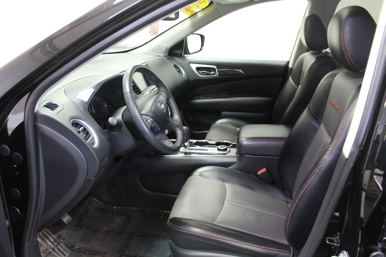 Nissan Pathfinder  2019