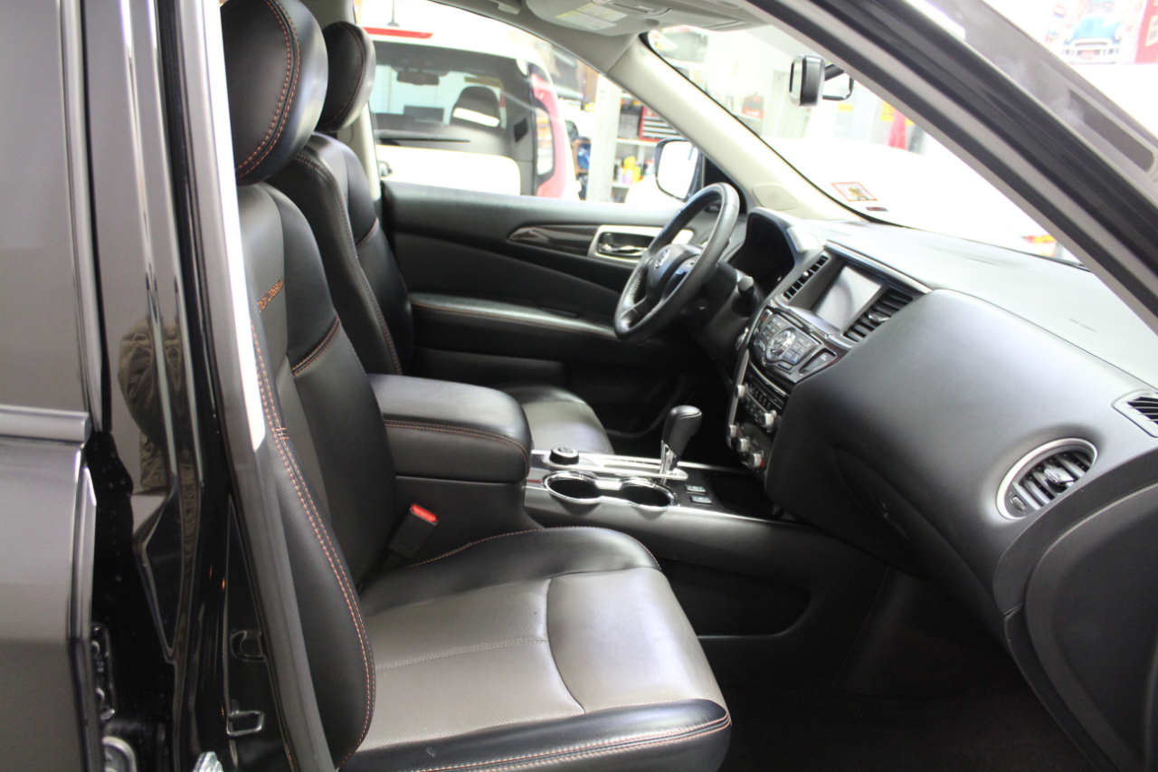 Nissan Pathfinder  2019