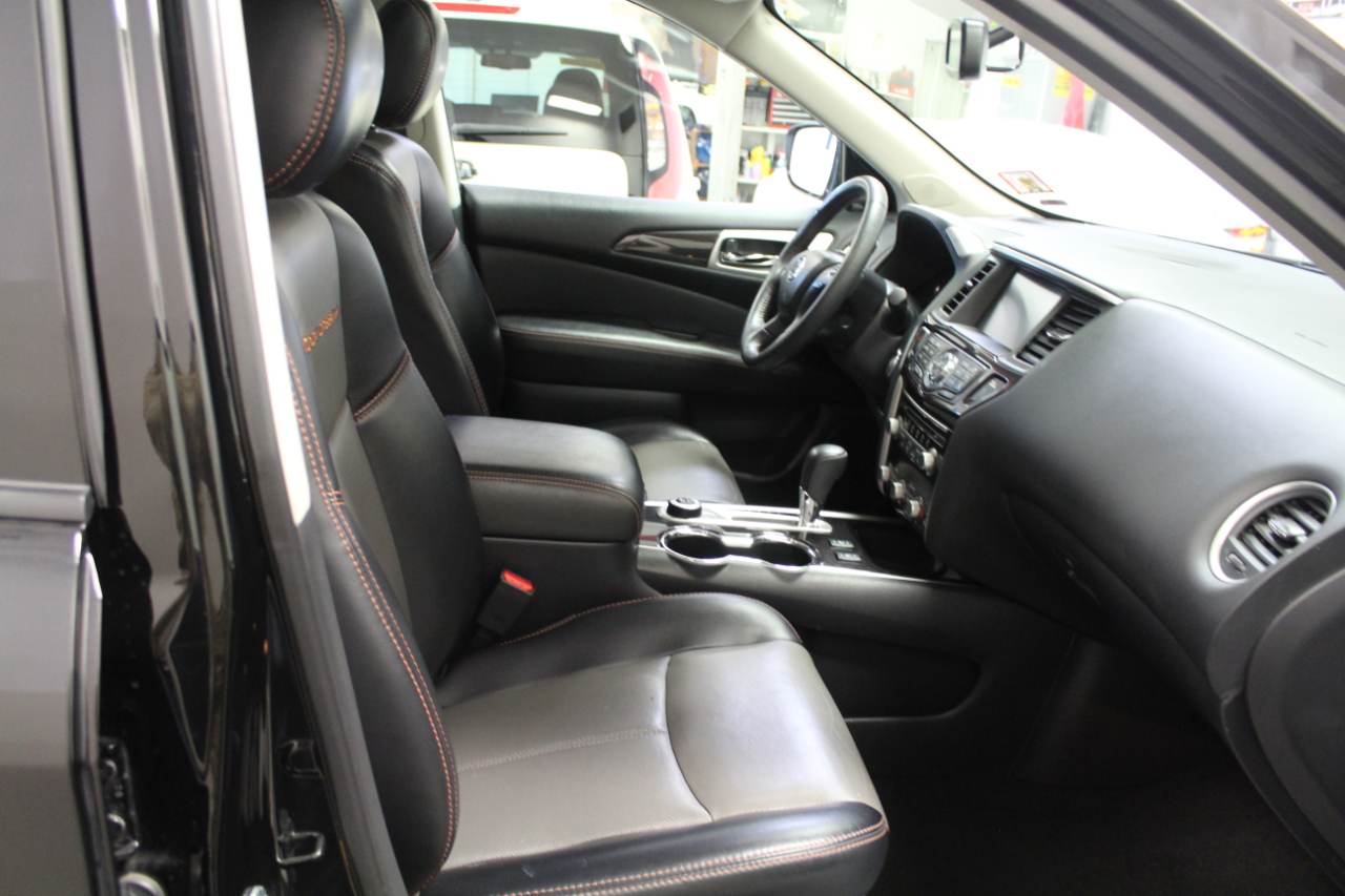 Nissan Pathfinder  2019