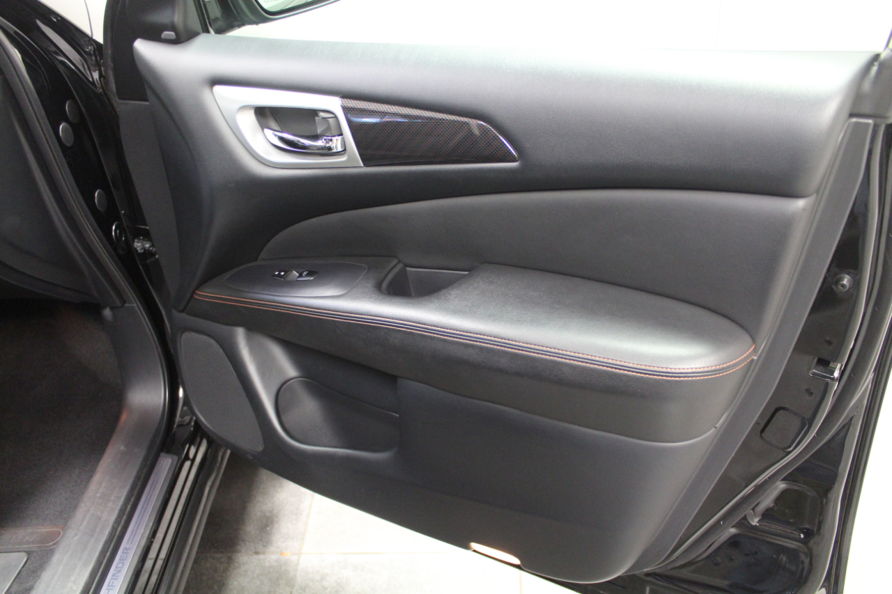 Nissan Pathfinder  2019