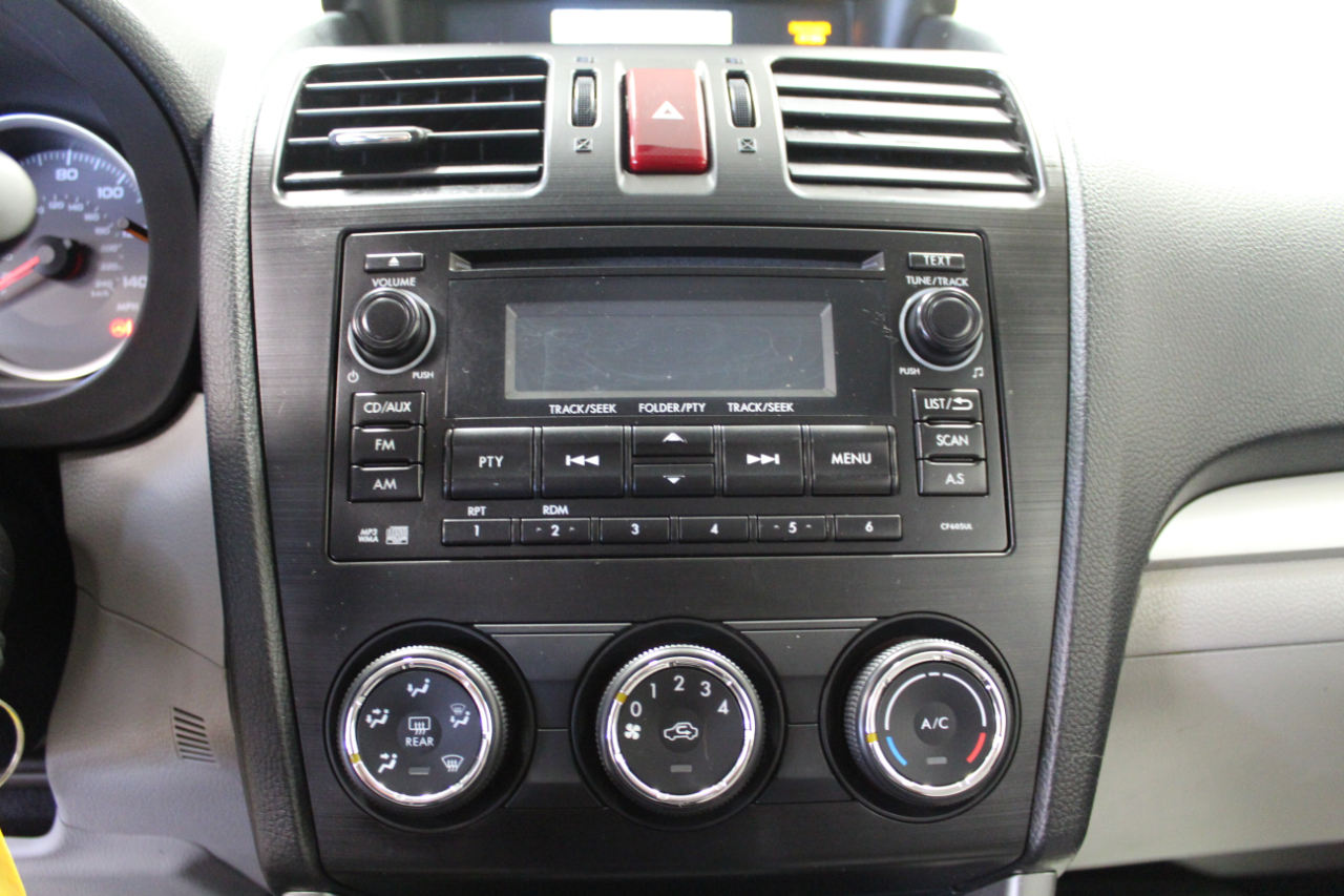 Subaru Forester 4dr CVT 2.5i PZEV 2015