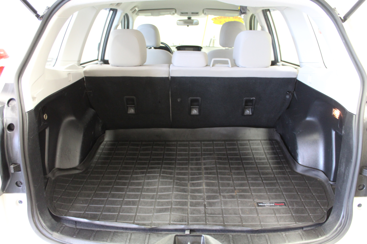 Subaru Forester 4dr CVT 2.5i PZEV 2015