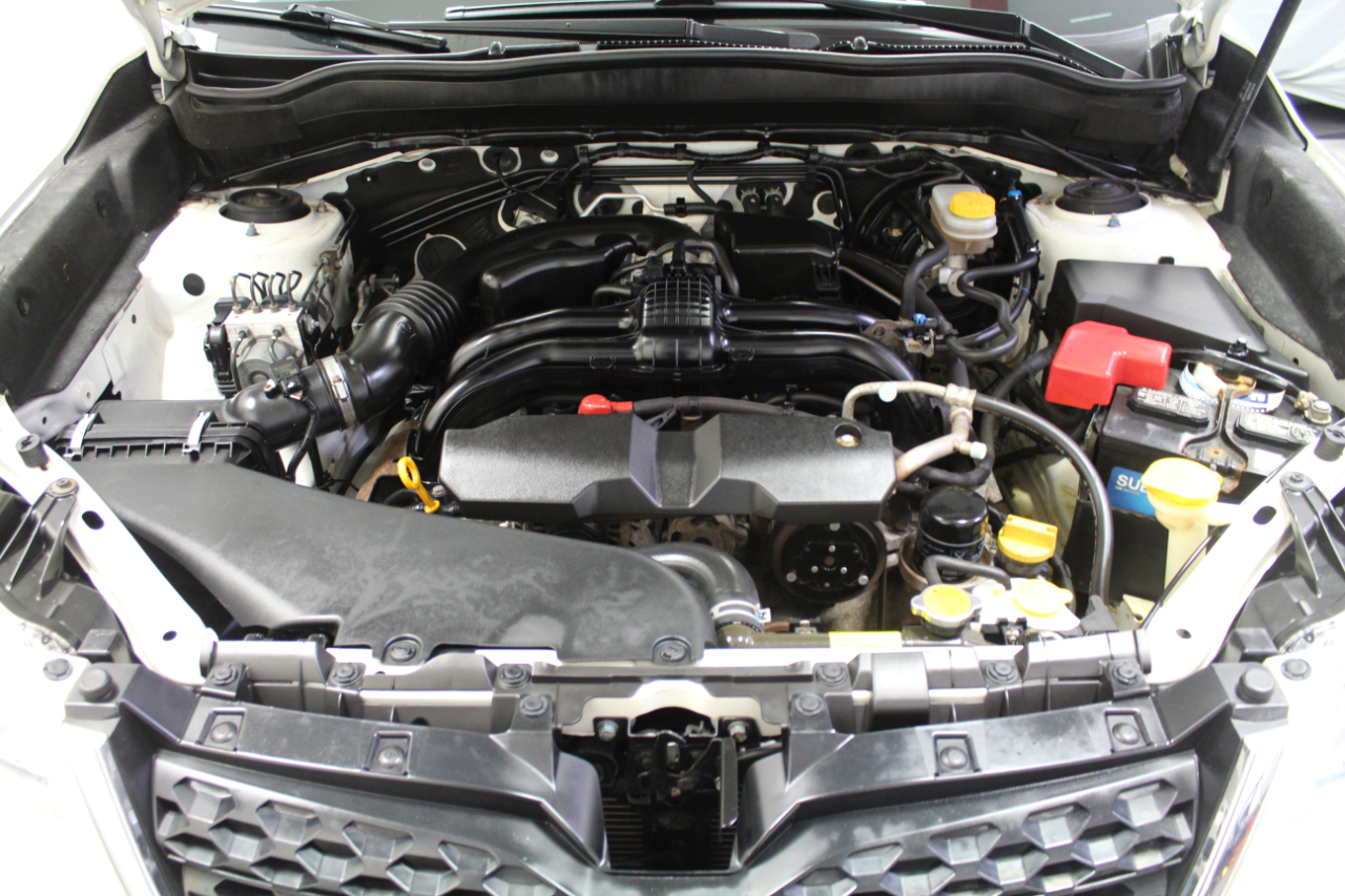 Subaru Forester 4dr CVT 2.5i PZEV 2015