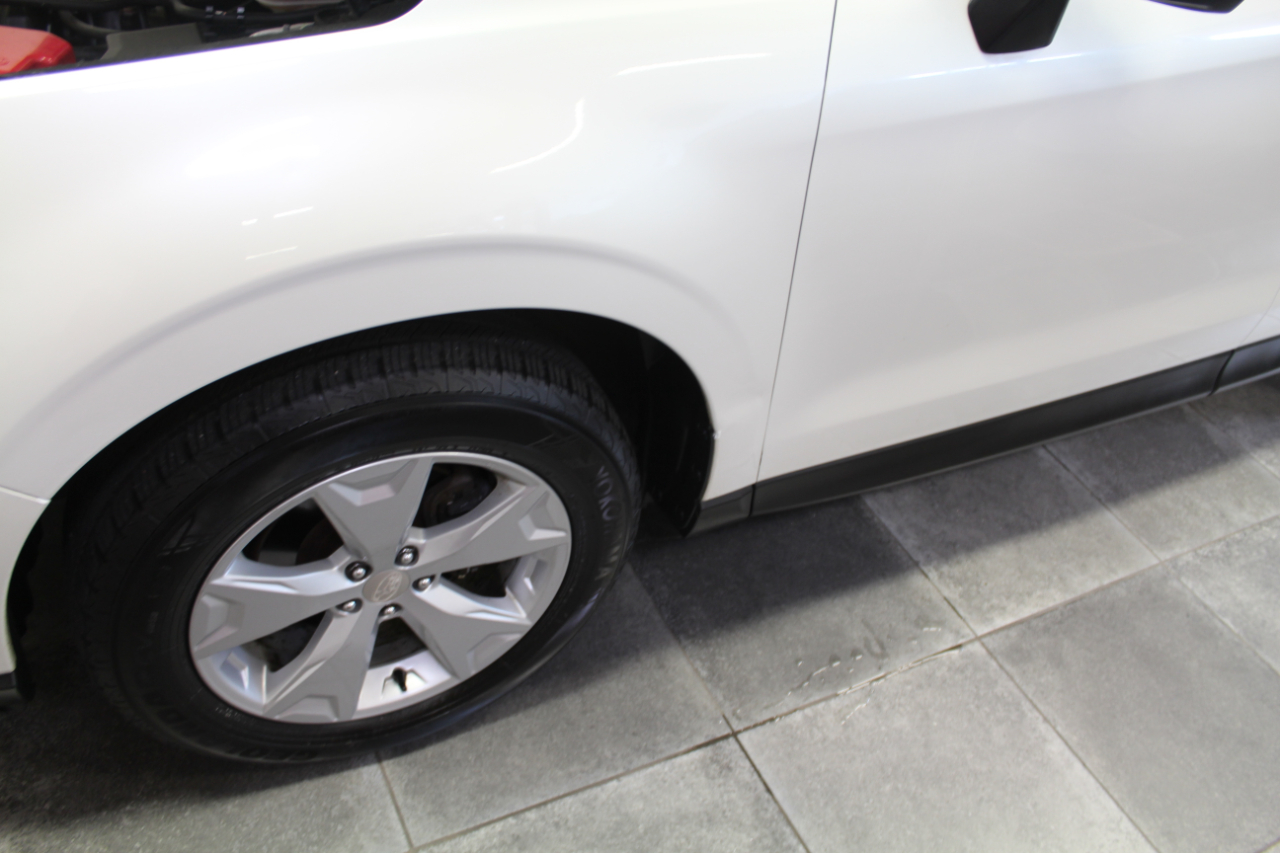 Subaru Forester 4dr CVT 2.5i PZEV 2015