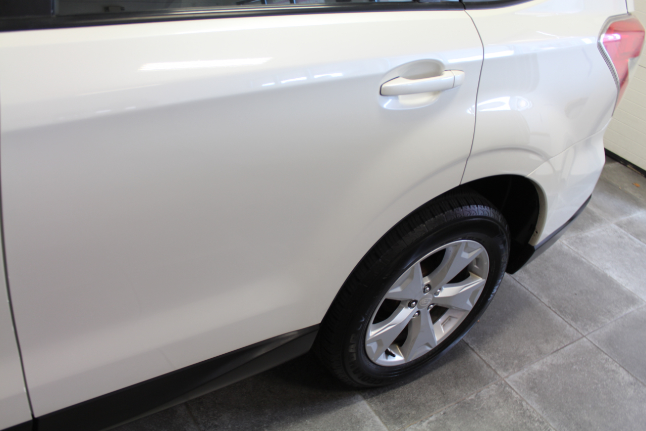 Subaru Forester 4dr CVT 2.5i PZEV 2015