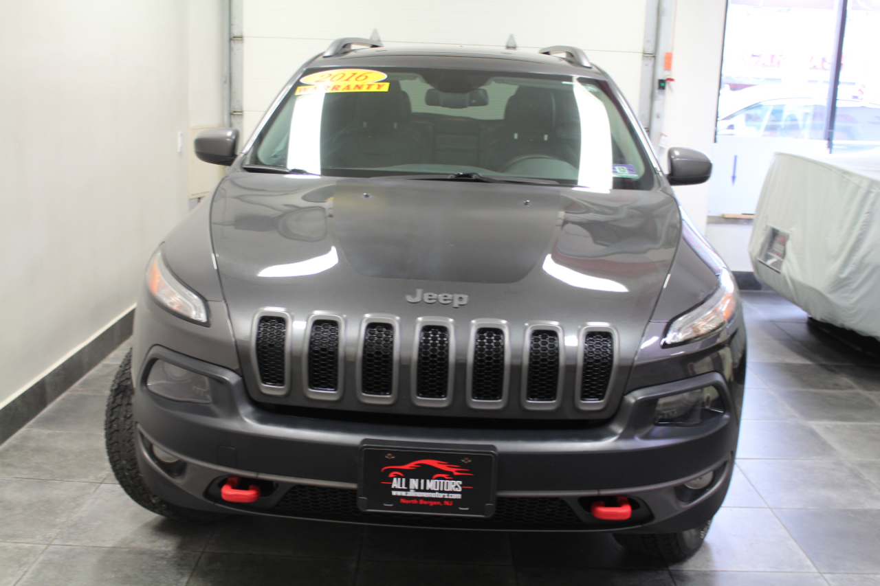 Jeep Cherokee 4WD 4dr Trailhawk 2016