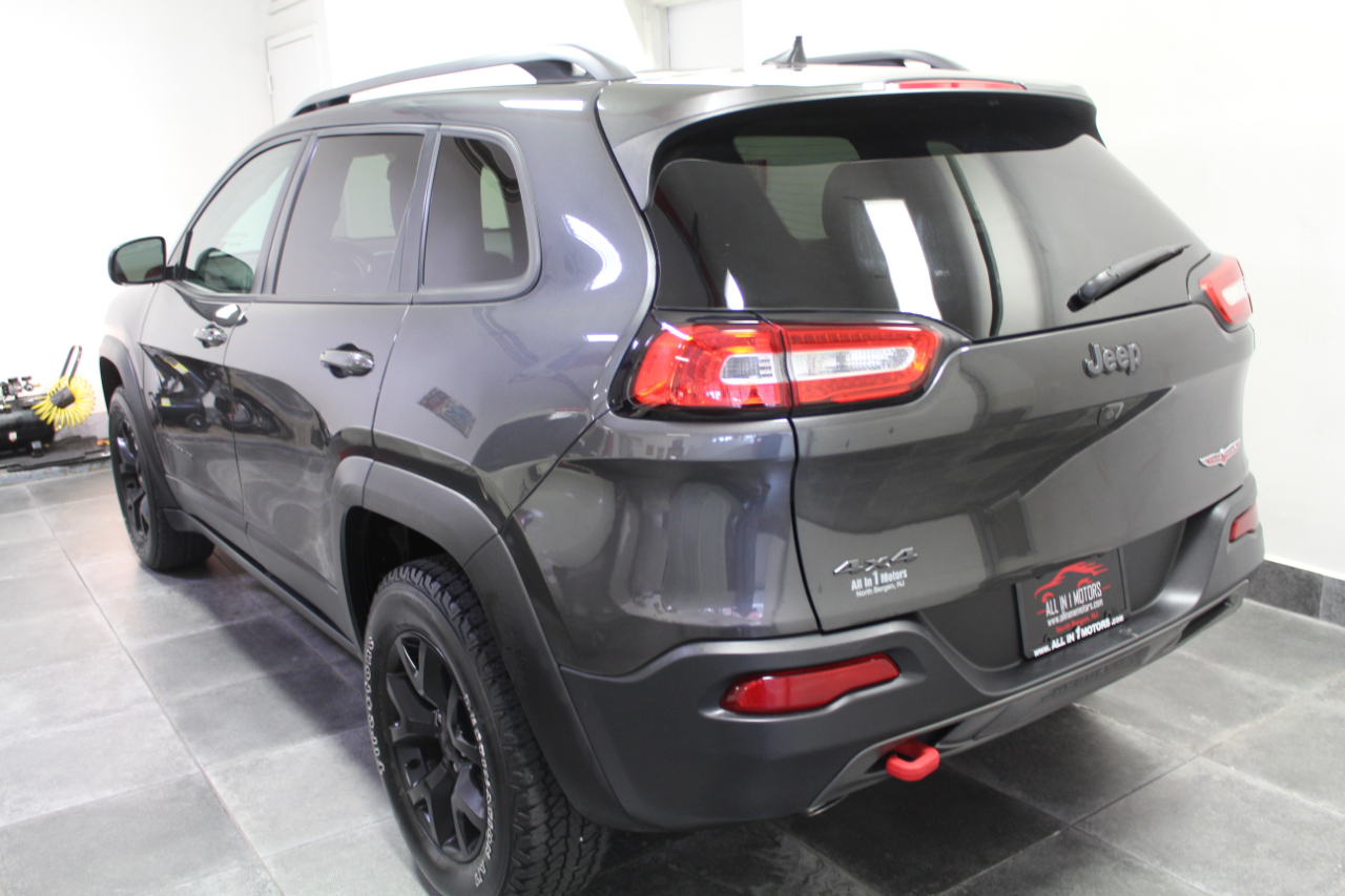 Jeep Cherokee 4WD 4dr Trailhawk 2016