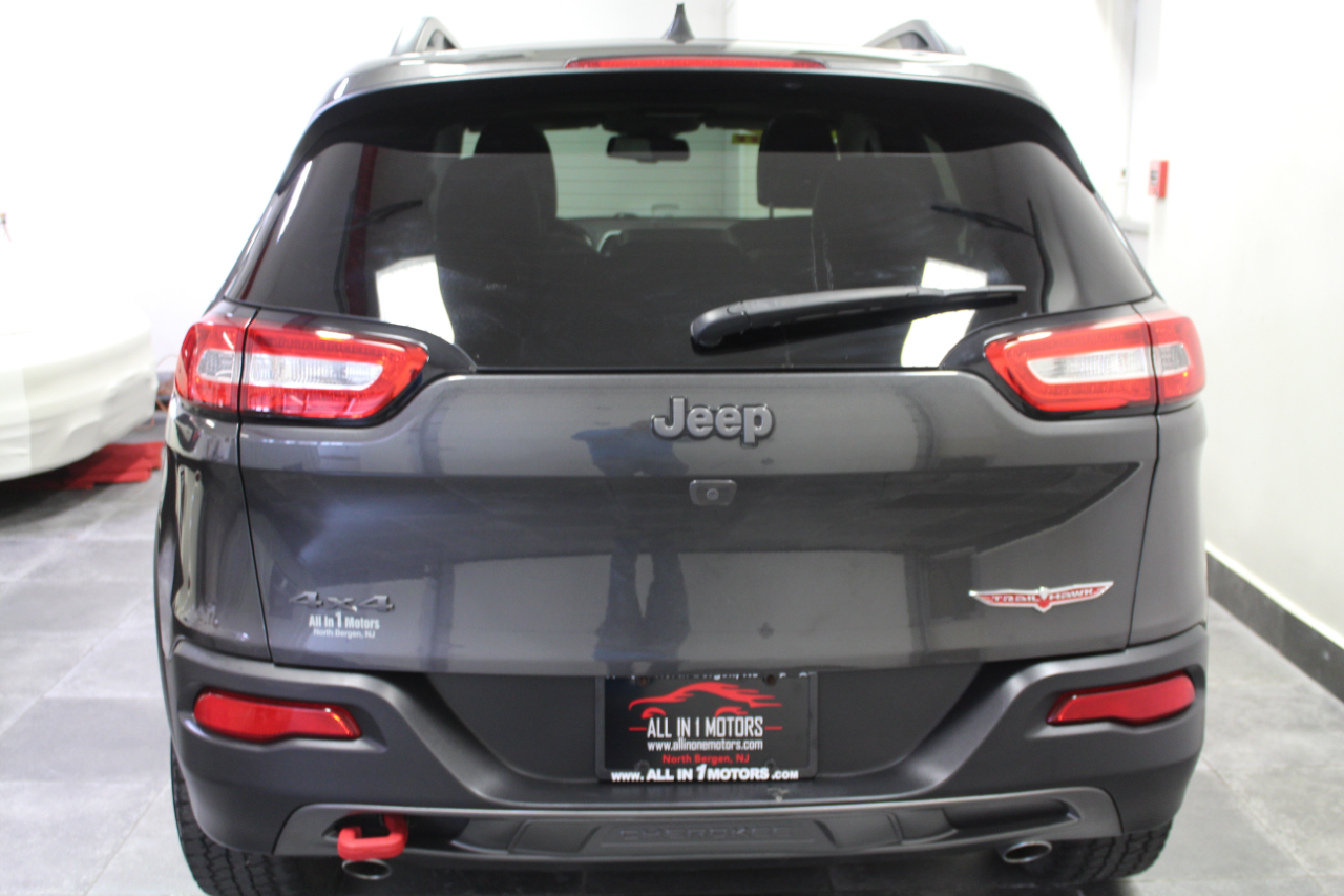 Jeep Cherokee 4WD 4dr Trailhawk 2016