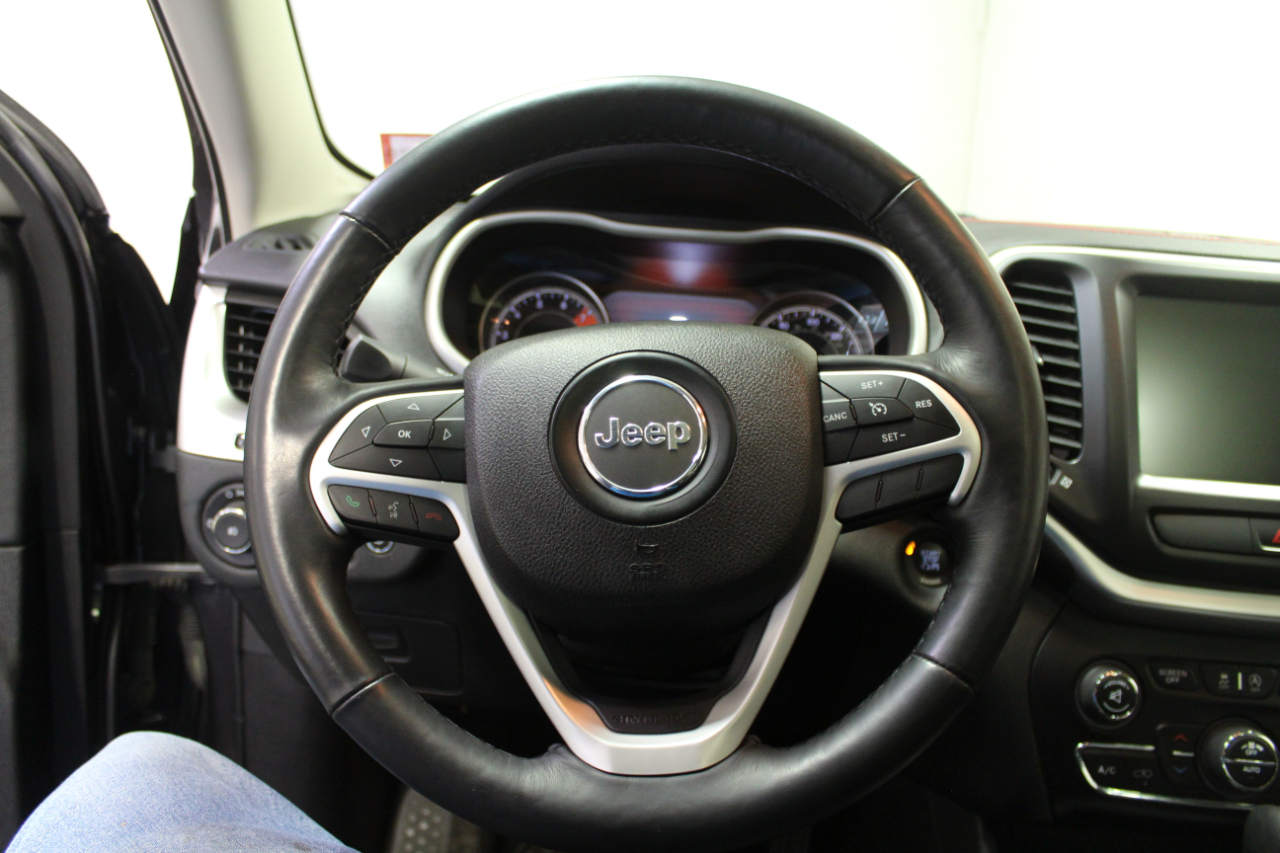 Jeep Cherokee 4WD 4dr Trailhawk 2016