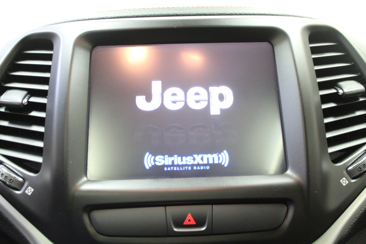 Jeep Cherokee 4WD 4dr Trailhawk 2016