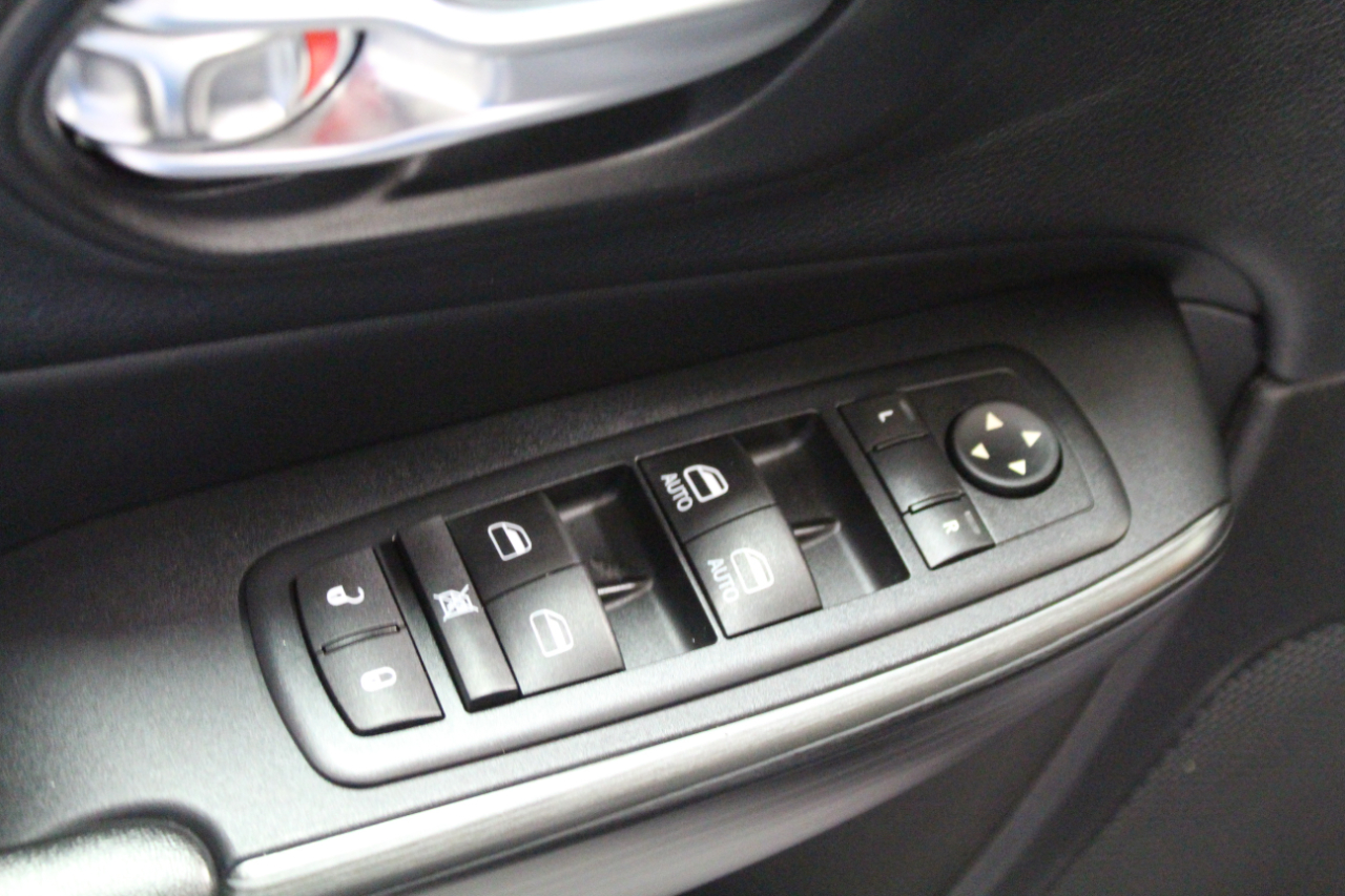 Jeep Cherokee 4WD 4dr Trailhawk 2016