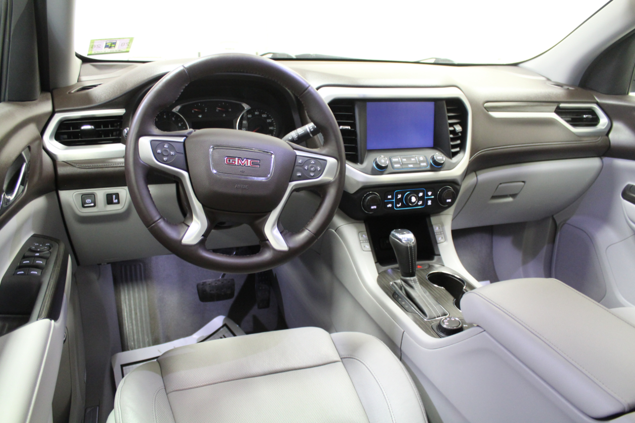 GMC Acadia AWD 4dr SLT w/SLT-1 2017