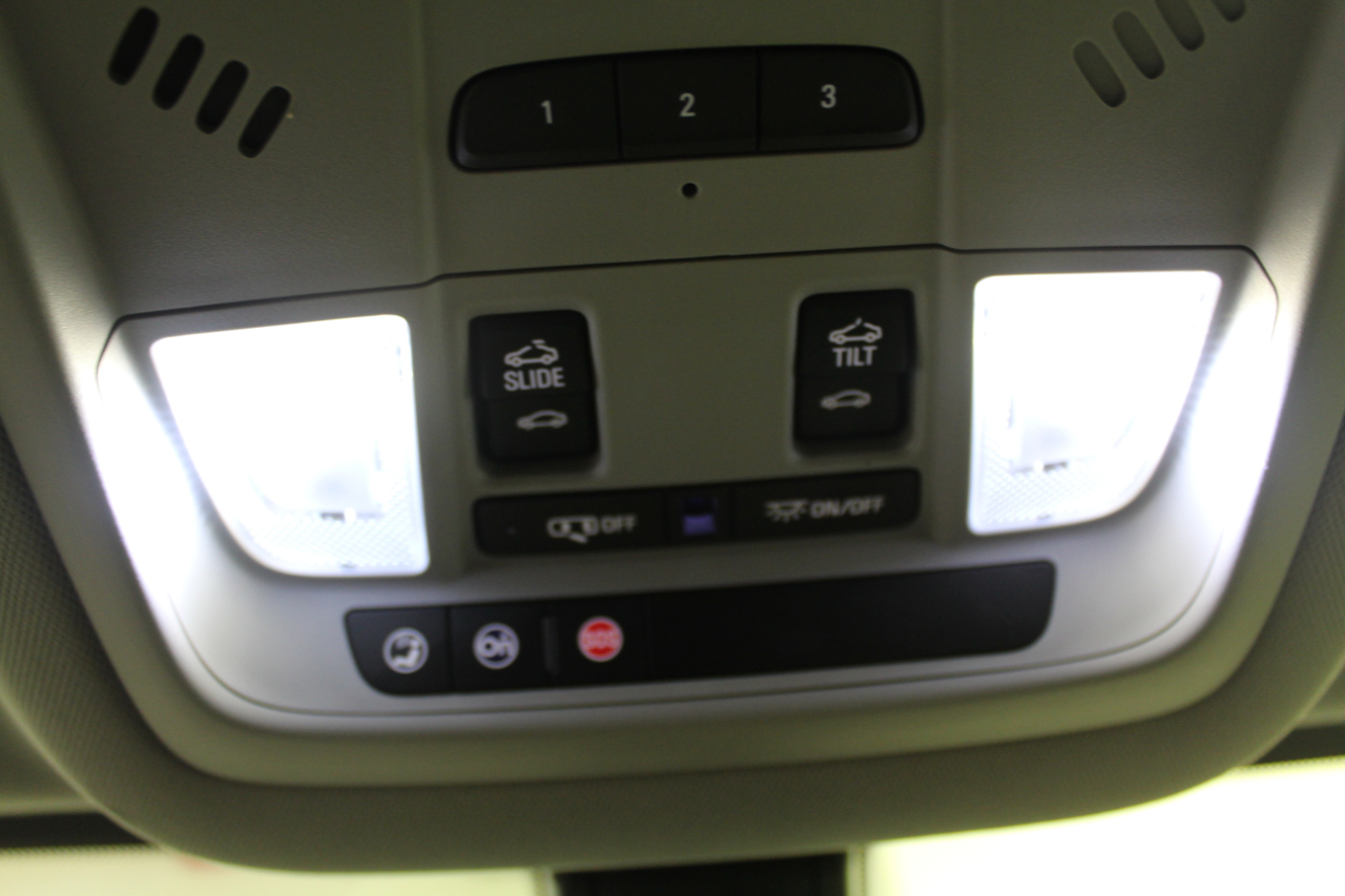 GMC Acadia AWD 4dr SLT w/SLT-1 2017