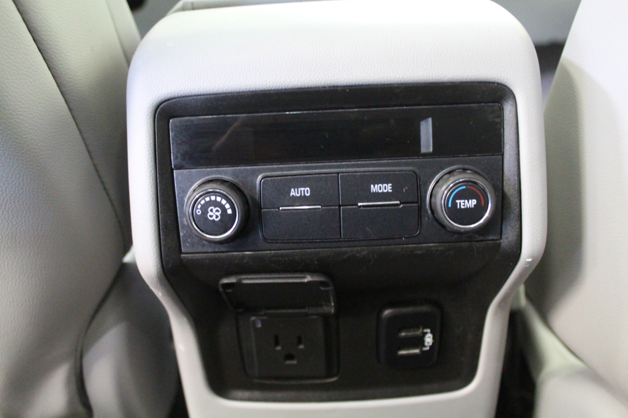 GMC Acadia AWD 4dr SLT w/SLT-1 2017