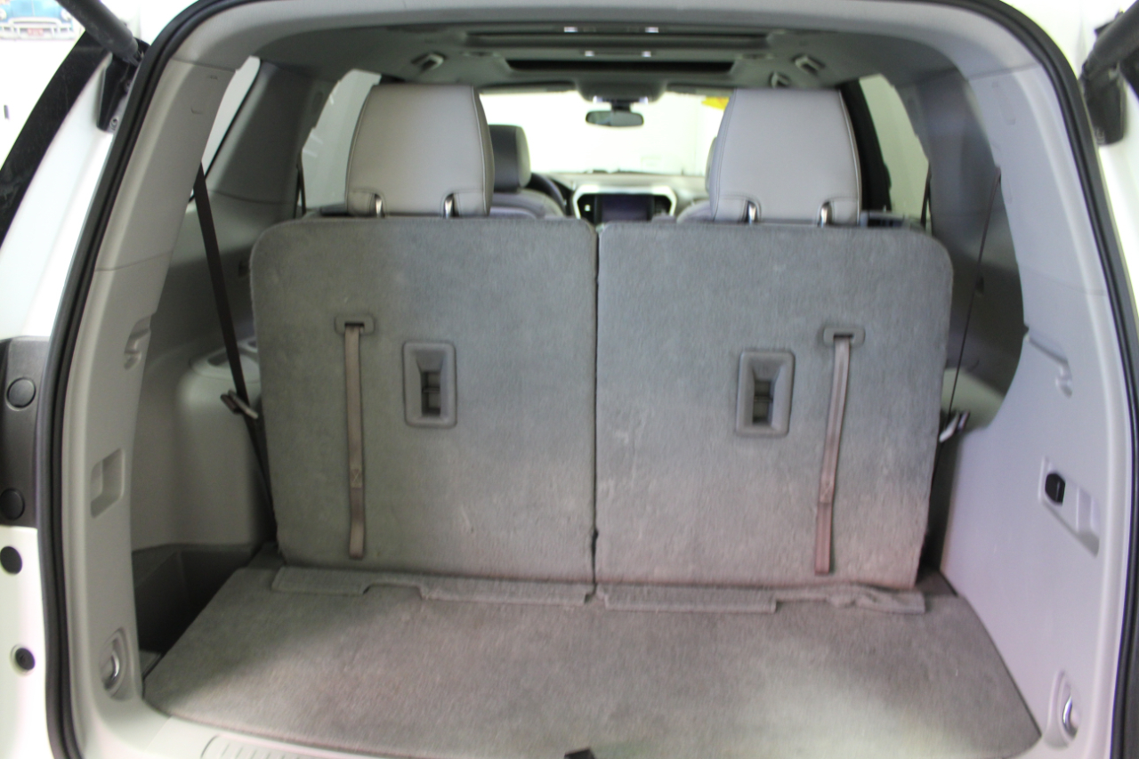 GMC Acadia AWD 4dr SLT w/SLT-1 2017